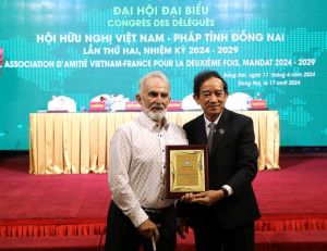Lan tỏa hoạt động đối ngoại đến người dân