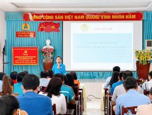 Tổ chức trên 70 lớp bồi dưỡng nghiệp vụ cho cán bộ Công đoàn cơ sở