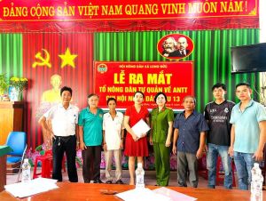Đẩy mạnh phong trào nông dân thi đua sản xuất kinh doanh giỏi, đoàn kết giúp nhau làm giàu và giảm nghèo bền vững