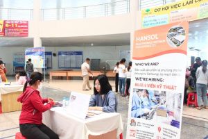 Các doanh nghiệp tăng cường tuyển lao động phục sản xuất