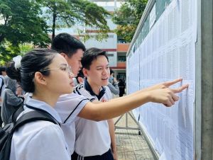 Hơn 33,6 ngàn thí sinh Đồng Nai hoàn thành ngày thi đầu tiên kỳ thi tốt nghiệp THPT 2024