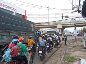 Phát động phong trào thi đua bảo đảm trật tự, an toàn giao thông trên địa bàn tỉnh Đồng Nai