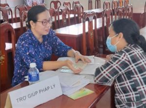 Trợ giúp pháp lý cho người yếu thế