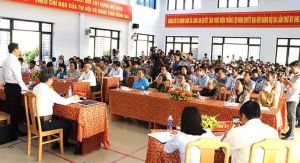 Lắng nghe, tập trung giải quyết nguyện vọng chính đáng của người dân