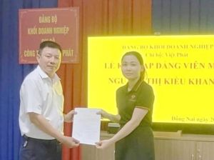 515 cán bộ Công đoàn, đoàn viên ưu tú được kết nạp vào Đảng