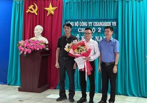 Toàn tỉnh thành lập mới 34 tổ chức Đảng và kết nạp hơn 1 ngàn đảng viên trong doanh nghiệp ngoài nhà nước