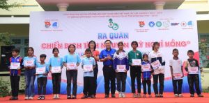 Nhiều hoạt động ý nghĩa trong chiến dịch Kỳ nghỉ hồng tại tỉnh Kon Tum