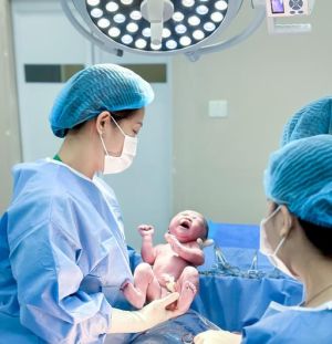 Bộ Y tế đề xuất bỏ quy định mỗi cặp vợ chồng chỉ sinh 1 hoặc 2 con