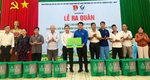 Ra quân xây dựng cảnh quan và bảo vệ môi trường nông thôn