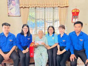 Tri ân Mẹ Việt Nam anh hùng tại huyện Xuân Lộc