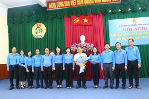 Đẩy mạnh chăm lo, bảo vệ quyền lợi người lao động