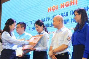 Quan tâm chăm lo giáo dục thiếu niên, nhi đồng