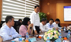 Provincial Party Secretary Nguyen Hong Linh Visits and Works with Long Duc Industrial Park