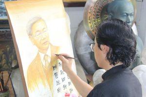 Bày tỏ tình cảm, niềm tiếc thương Tổng Bí thư Nguyễn Phú Trọng qua tranh vẽ