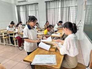 Chọn phương án để “chắn chân” vào đại học