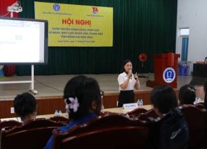 Tuyên truyền chính sách bảo hiểm xã hội, bảo hiểm y tế cho gần 400 đoàn viên, thanh niên