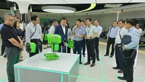 同奈看望和学习（中国）江宁经济技术发展区