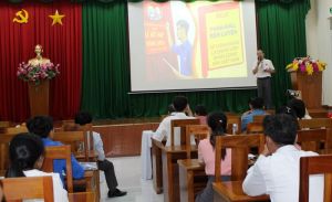 Nâng chất lượng đào tạo, bồi dưỡng lý luận chính trị cho cán bộ, đảng viên