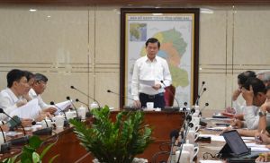 Thông qua việc thành lập các Tổ biên tập Văn kiện Đại hội XII Đảng bộ tỉnh lần thứ XII, nhiệm kỳ 2025-2030