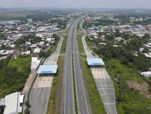 投资建设油线-新福高速公路