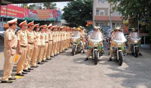 Ra quân cao điểm đảm bảo an toàn giao thông dịp lễ Quốc khánh