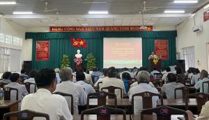 Huyện Long Thành: Bồi dưỡng chuyên đề “Đảng ta thật là vĩ đại”