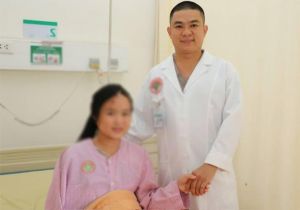 Bé gái 12 tuổi bị gãy xương cánh tay được điều trị bằng phương pháp xâm lấn tối thiểu