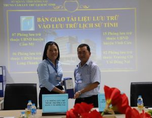 Tiếp nhận hơn 2 ngàn hồ sơ vào Lưu trữ lịch sử tỉnh