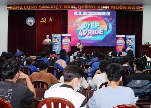 Tuyên truyền phòng chống HIV/AIDS cho 200 sinh viên