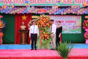 Tập trung nâng cao chất lượng giáo dục cả về trí tuệ và đạo đức