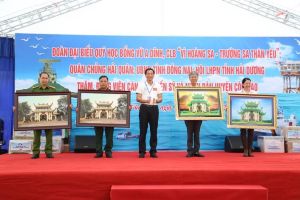 Đoàn công tác Đồng Nai viếng Nghĩa trang liệt sĩ Hàng Dương