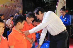 Thiếu nhi Biên Hòa tham gia chương trình Đêm hội trăng rằm