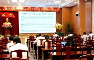 Tuyên truyền nâng cao nhận thức sống và làm việc theo Hiến pháp, pháp luật