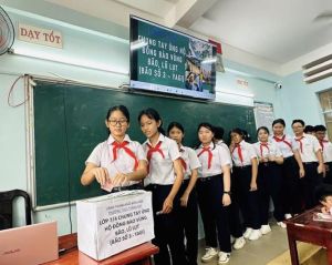 Gần 18 tỷ đồng ủng hộ đồng khắc phục hậu quả bão số 3 từ ngành giáo dục