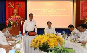 Chủ tịch UBND tỉnh làm việc với Sở Xây dựng về nhà ở, bất động sản, phát triển đô thị