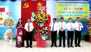 Sông Thao kỷ niệm 30 năm thành lập xã