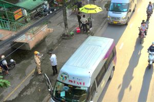 Từng bước chấn chỉnh, đưa hoạt động xe đưa rước vào nề nếp