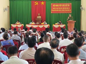 Cử tri Xuân Lộc mong có thêm chế độ cho cán bộ cấp xã