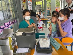 Tỷ lệ tiêm vaccine trong Chiến dịch tiêm sởi của Đồng Nai đạt 97,3%