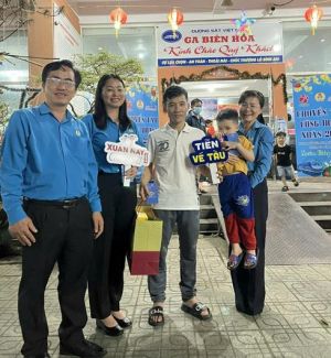 Công đoàn sẽ hỗ trợ 1 ngàn vé tàu hỏa cho đoàn viên, người lao động dịp Tết 2025