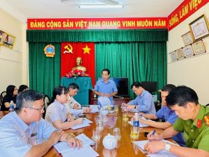 Giám sát công tác giải quyết các vụ án tham nhũng, tiêu cực tại Tòa án nhân dân huyện Định Quán