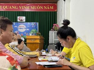 Huyện Nhơn Trạch chi trả lương hưu qua tài khoản cá nhân đạt tỷ lệ 80%