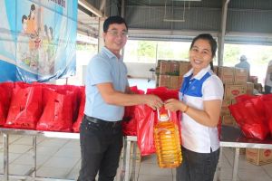 Hỗ trợ công nhân mua hàng thông qua Chương trình chợ Tết Công đoàn năm 2025