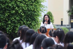 Giúp học sinh phòng ngừa tội phạm mạng, vi phạm pháp luật trên không gian mạng