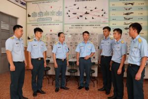 Trung đoàn 93 làm chủ và huấn luyện khí tài hiện đại