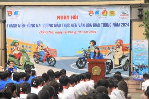 Thanh niên Đồng Nai gương mẫu thực hiện văn hóa giao thông