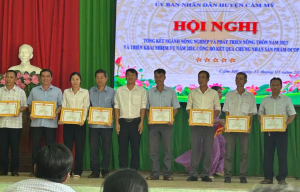 Cán bộ hội nông dân tích cực tham gia tuyên truyền pháp luật đến hội viên