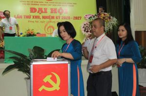 12 chi bộ trực thuộc đảng ủy cơ sở của Đảng bộ khối các cơ quan tỉnh đã tổ chức xong đại hội điểm, nhiệm kỳ 2025 – 2027