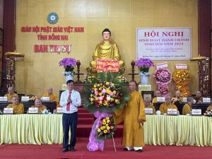 Ban Trị sự Giáo hội Phật giáo Việt Nam tỉnh đã đồng hành với Ban Dân vận Tỉnh ủy trao tặng 83 sổ tiết kiệm cho học sinh mồ côi bởi cơn bão Yagi