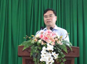 Lãnh đạo UBND huyện Nhơn Trạch ghi nhận hơn 20 ý kiến đối thoại với đoàn viên thanh niên